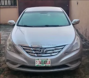 Hyundai Sonata 2012 Silver