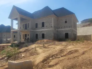 6bdrm Duplex in Admiralty Estate, Asokoro for sale