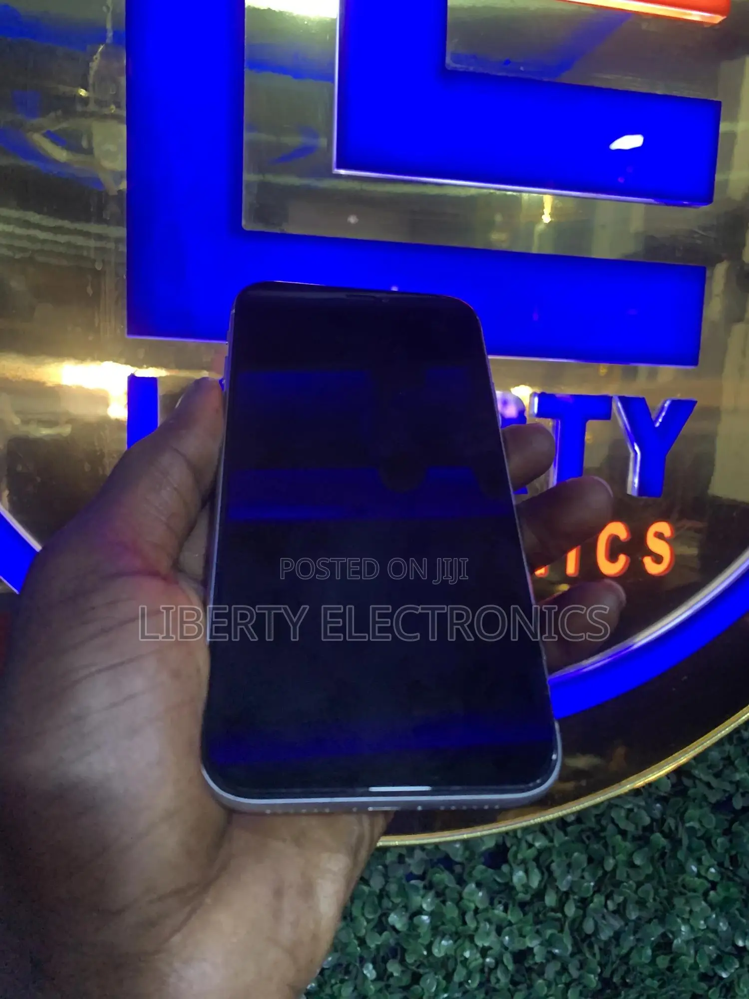 Apple iPhone XR 128 GB White