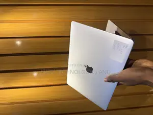 Laptop Apple MacBook Air 2020 8GB Intel Core I3 HDD+SSD 256GB