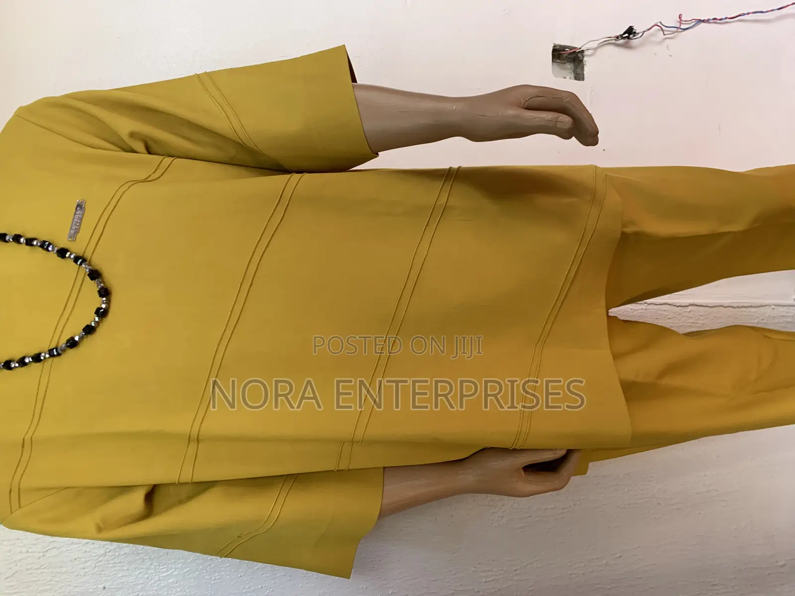 Elegant Two-Piece Senator Outfit