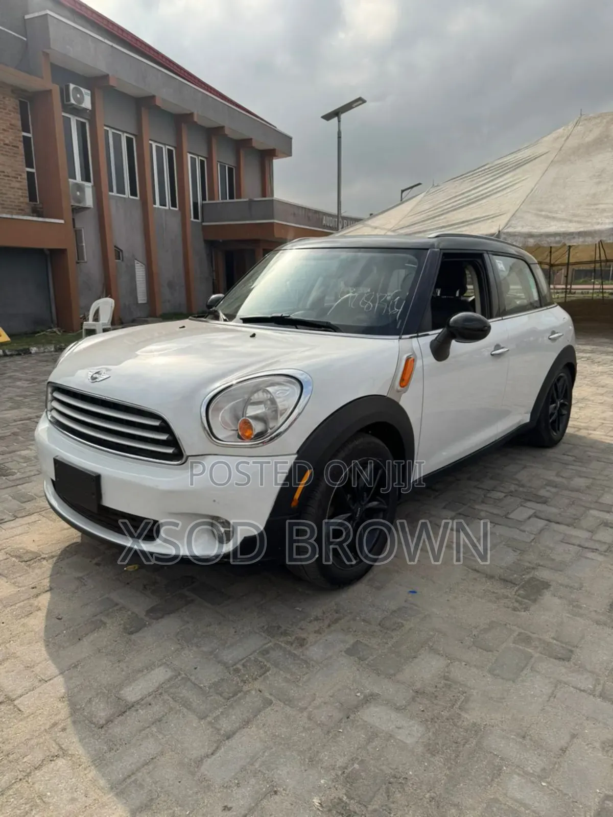 Mini Cooper Classic 2013 White