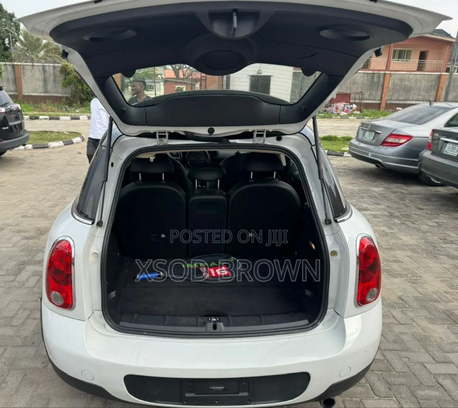 Mini Cooper Classic 2013 White