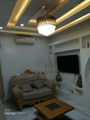 Royal Suite Serviced Apartment for Shot Letting