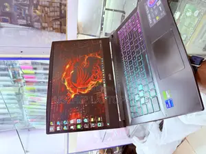 New Laptop MSI Katana 15 16GB Intel Core i7 SSD 512GB