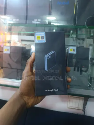New Samsung Galaxy Z Flip6 256 GB Blue