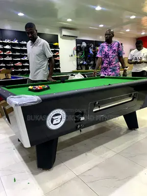 Foreign British 7ft Snookers Board With Accessories
