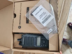 Motorola R5 Digital VHF Radio