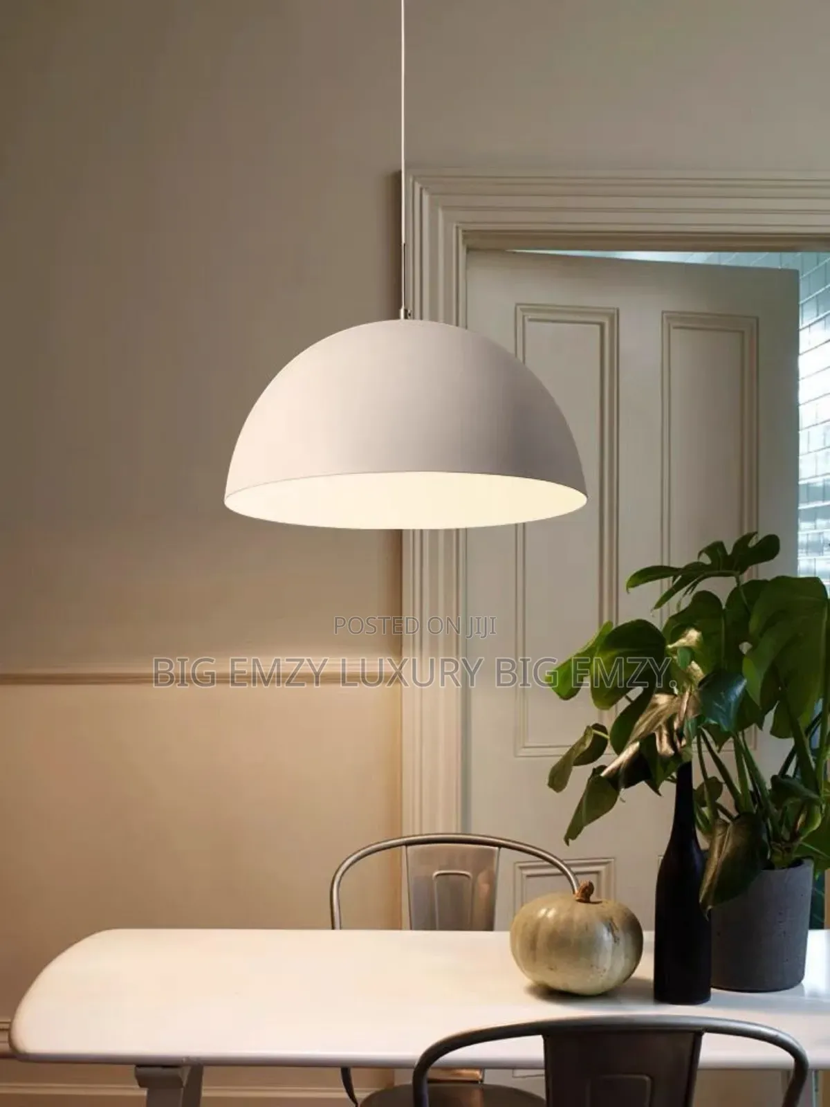Single Base Pendant Light.