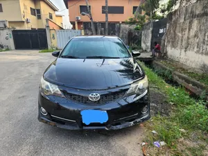 Toyota Camry SE 4dr Sedan (2.5L 4cyl 6A) 2012 Black