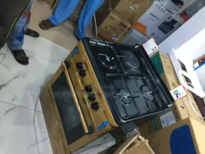 Maxi 3 + 1 Burner Gas Stove – Excellent Condition