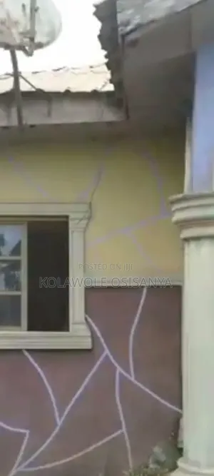 3bdrm Bungalow in Ado-Odo/Ota for sale