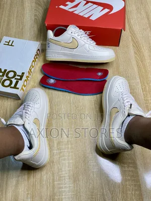 Nike Air Force Sneakers