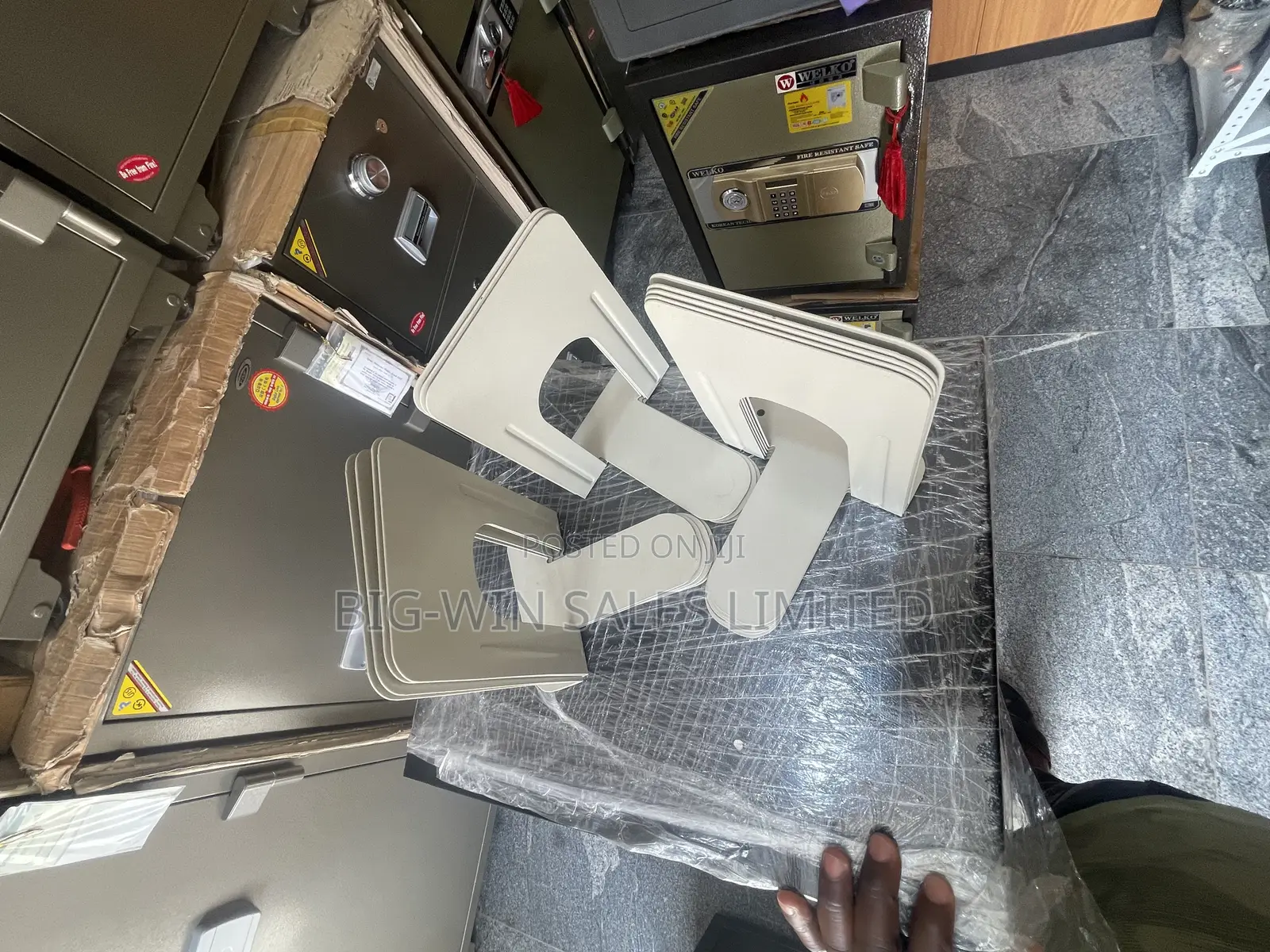 Book End/ Book Support