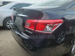 Lexus ES 2012 Black