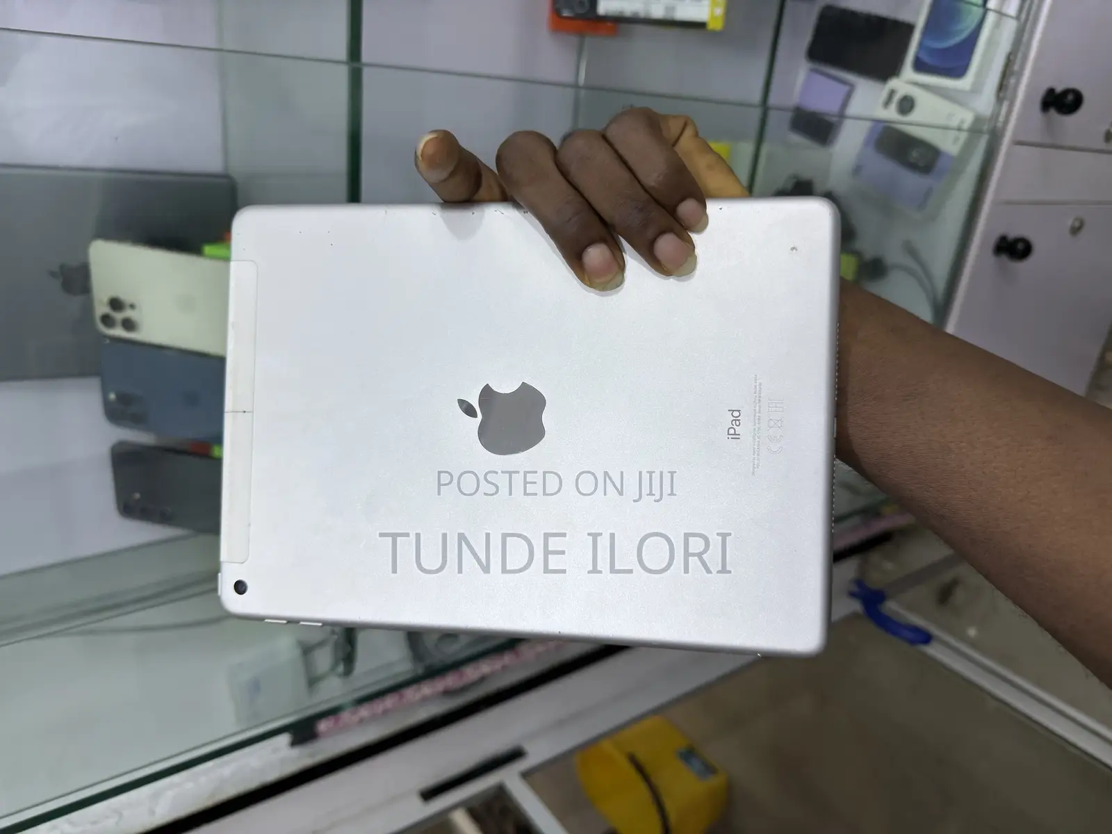 Apple iPad 9.7 128 GB Silver