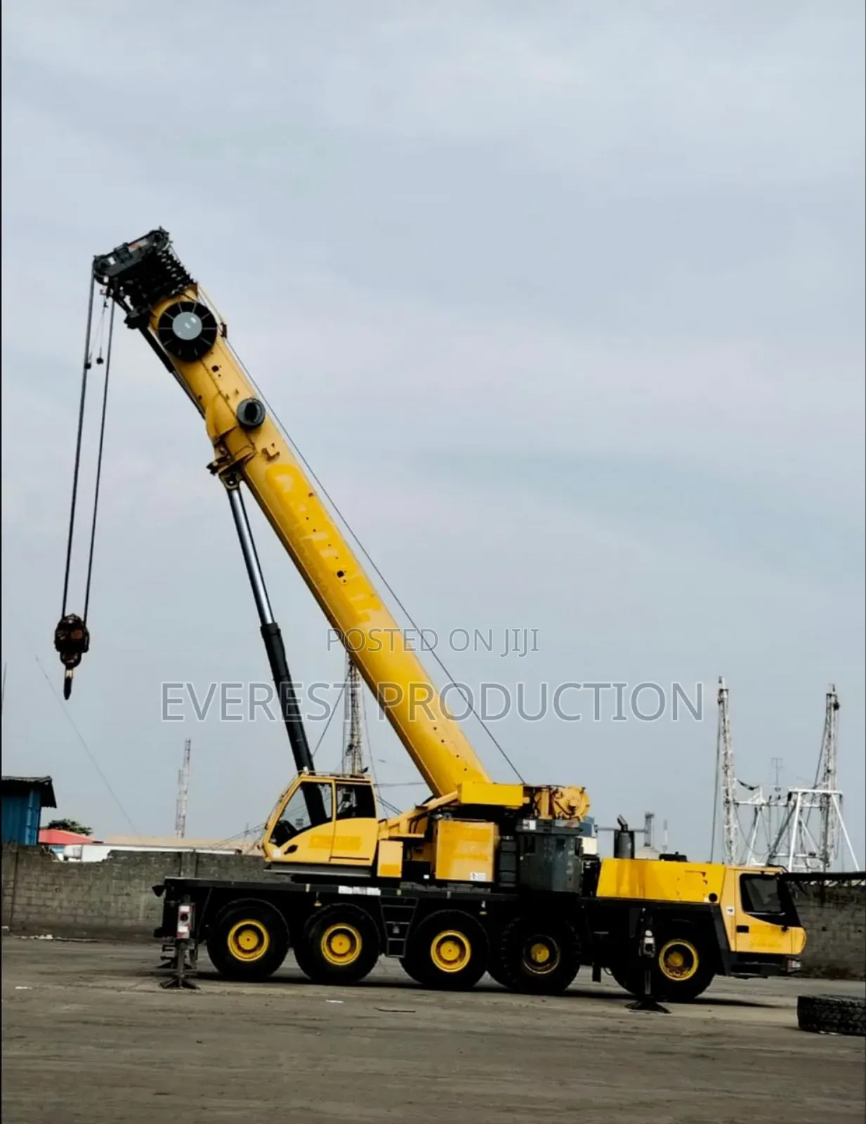 150tons Crane