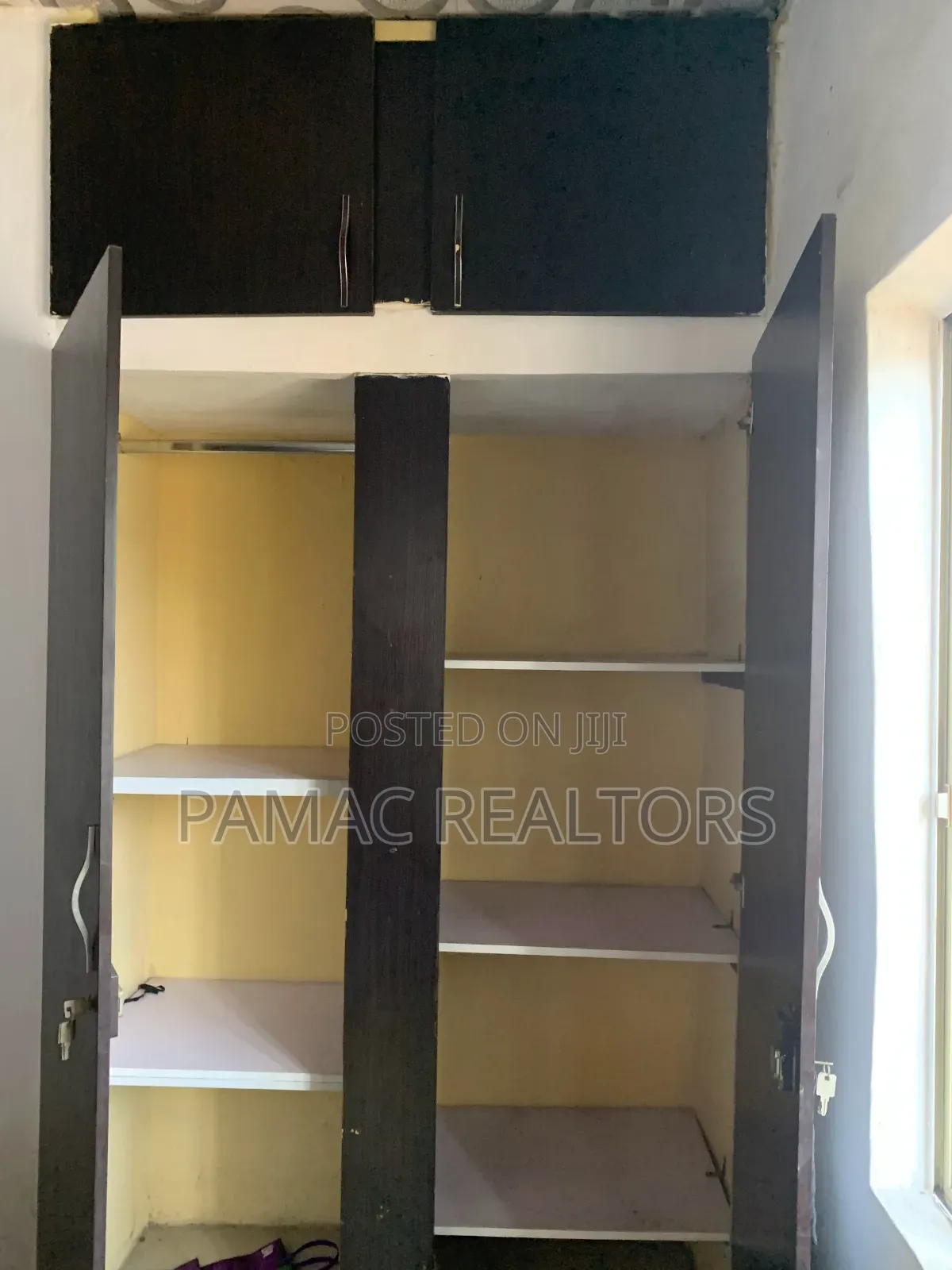 Female Hostel Room