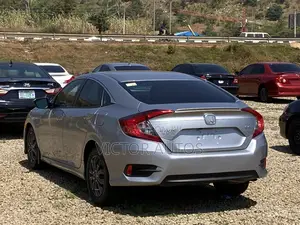 Honda Civic 2019 Silver