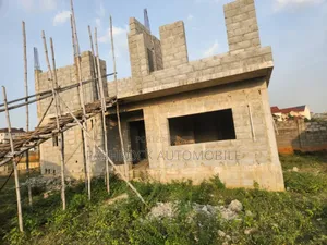 5bdrm Duplex in Life Camp for sale