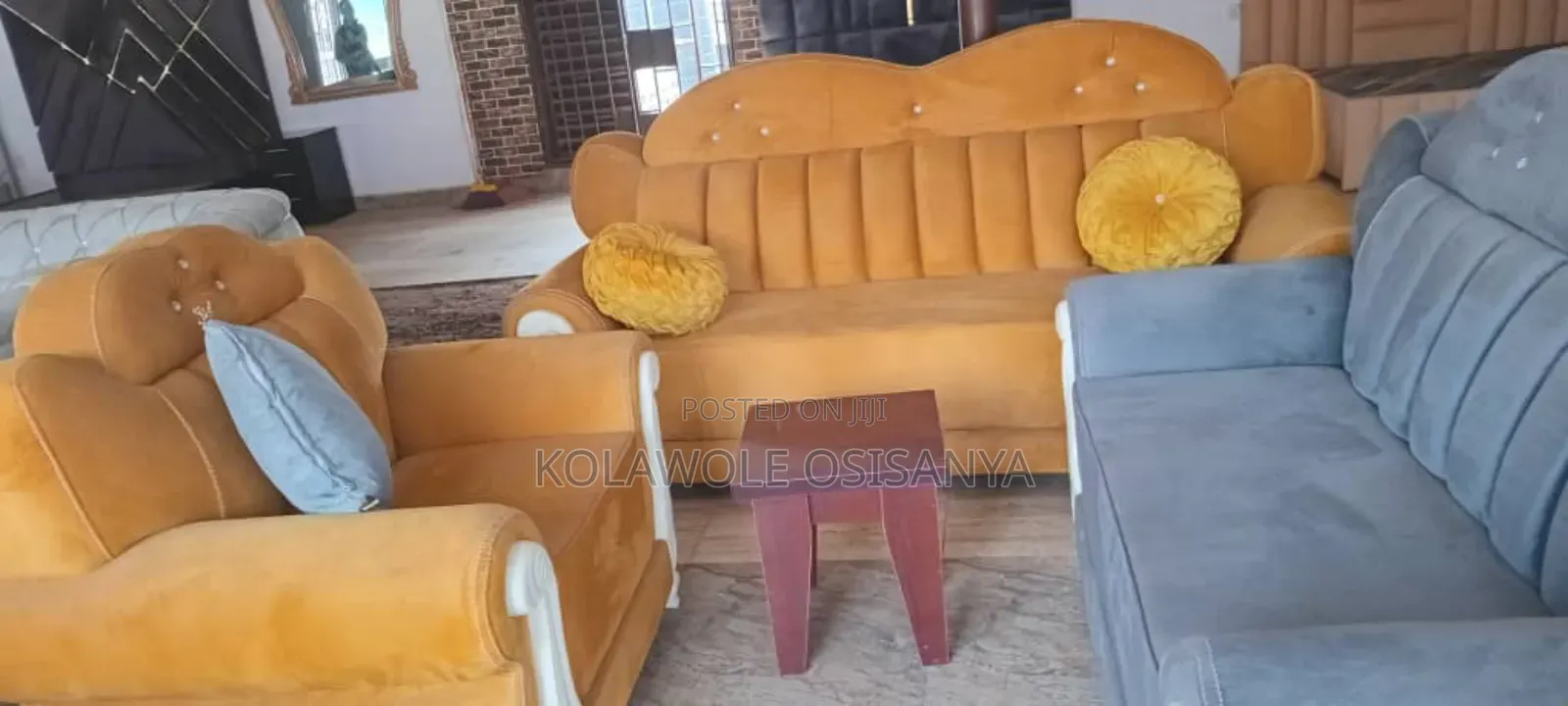 Topnotch Sitters,Dinning and Bed