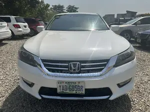 Honda Accord EX-L V-6 4dr Sedan FWD (3.5L 6cyl 6A) 2013 White