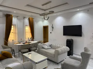 2 Bedroom Apartment for Shortlet