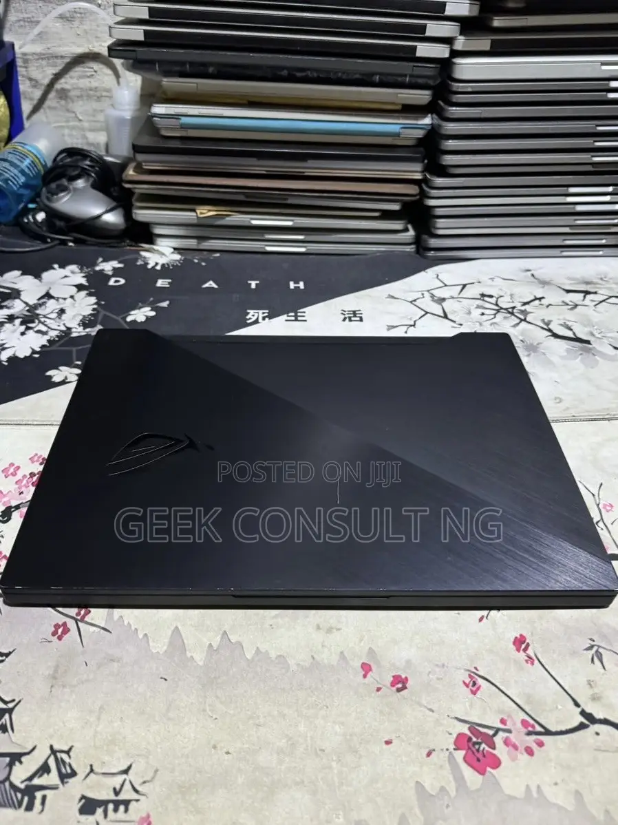 Laptop Asus ROG Zephyrus (GX501) 16GB Intel Core i7 SSD 1T