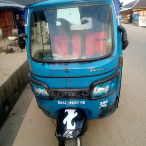 TVS King Deluxe Plus iTouch Start 2023 Blue