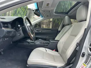 Lexus ES 350 FWD 2013 Silver