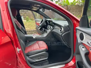 Mercedes-Benz GLC-Class 2021 Burgundy