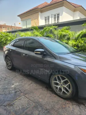 Ford Focus 2018 Gray