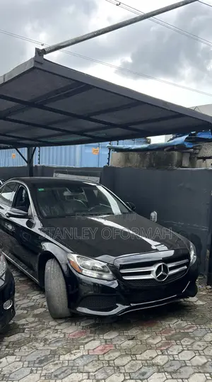 Mercedes-Benz C300 Sport 4Matic Sedan AWD (2.0L 4cyll 7A) 2016 Black