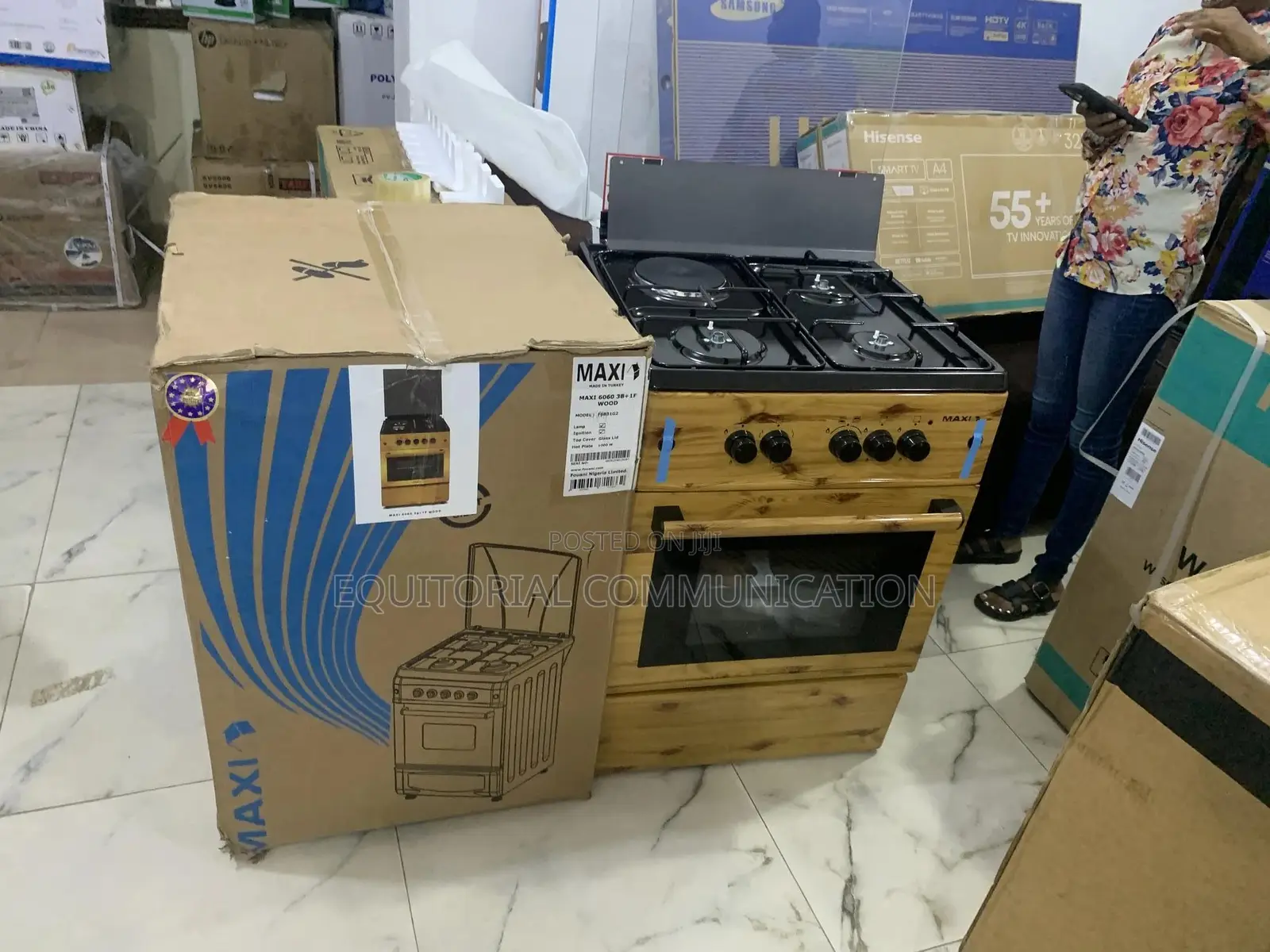 Maxi 6060 Gas Range – Wood Finish, 4 Heat Sources
