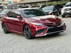 Toyota Camry XSE FWD (2.5L 4cyl 8AM) 2018 Red