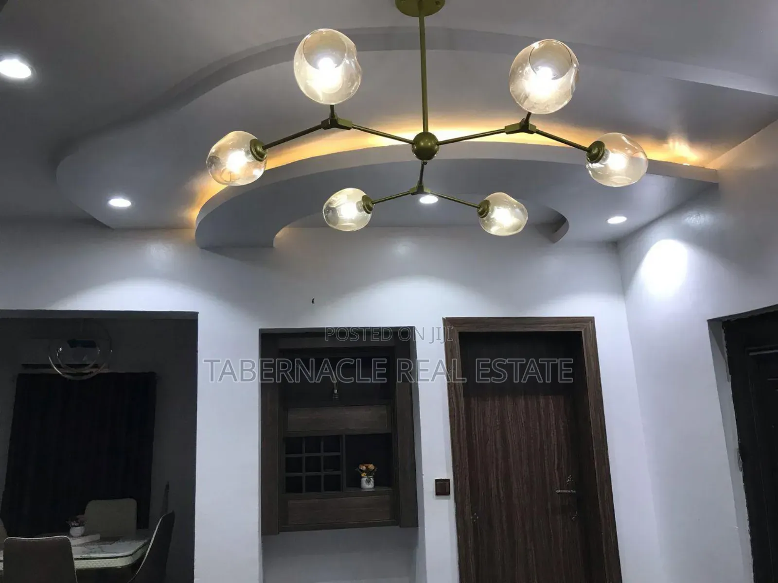 2 Bedroom Duplex