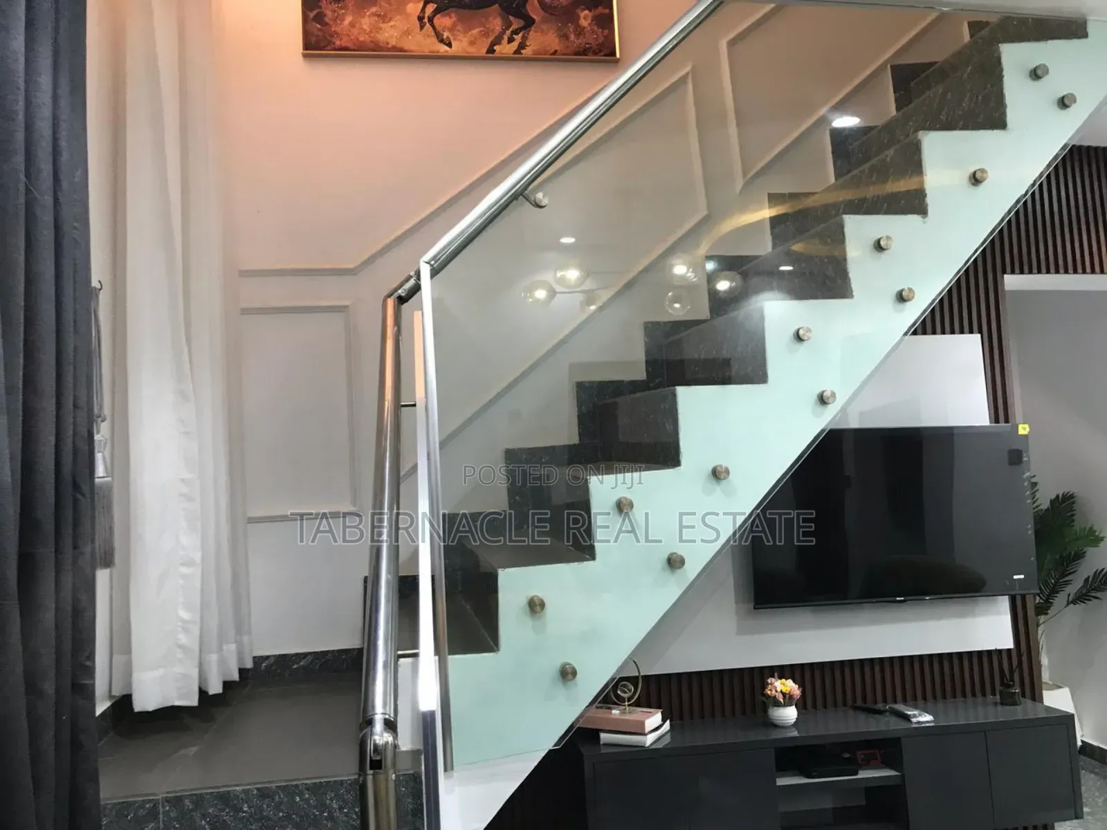 2 Bedroom Duplex