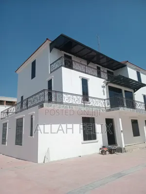 5bdrm Mansion in Asokoro for sale
