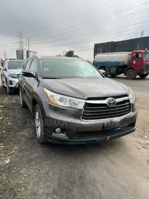 Toyota Highlander Limited V6 4x4 (3.5L 6cyl 6A) 2016 Gray