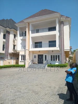 7bdrm Duplex in Asokoro for sale