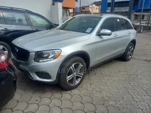 Mercedes-Benz GLC-Class 2016 Silver