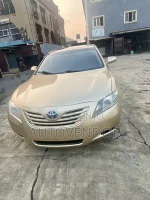 Toyota Camry 2.4 SE Automatic 2008 Gold