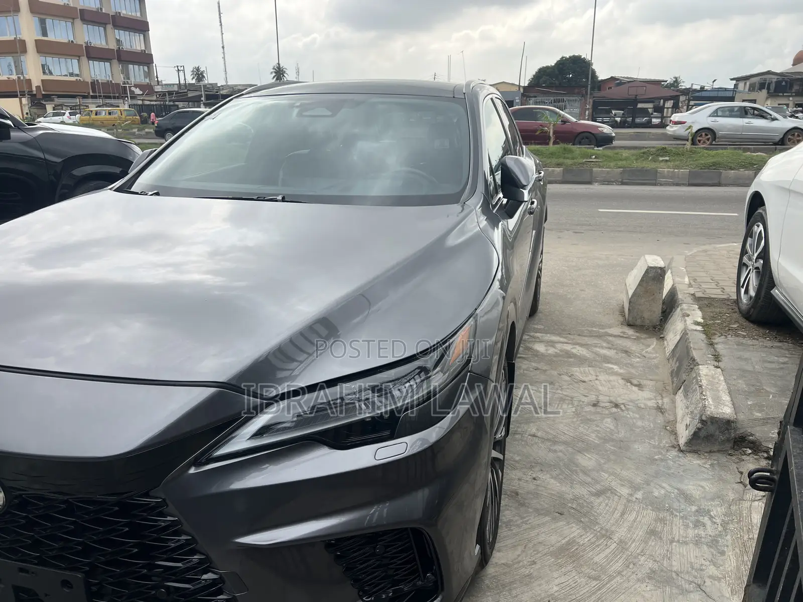 Lexus RX 2023 Gray