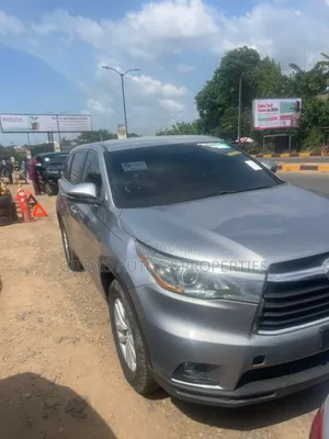 Toyota Highlander LE 4x2 (2.7L 4cyl 6A) 2016 Silver