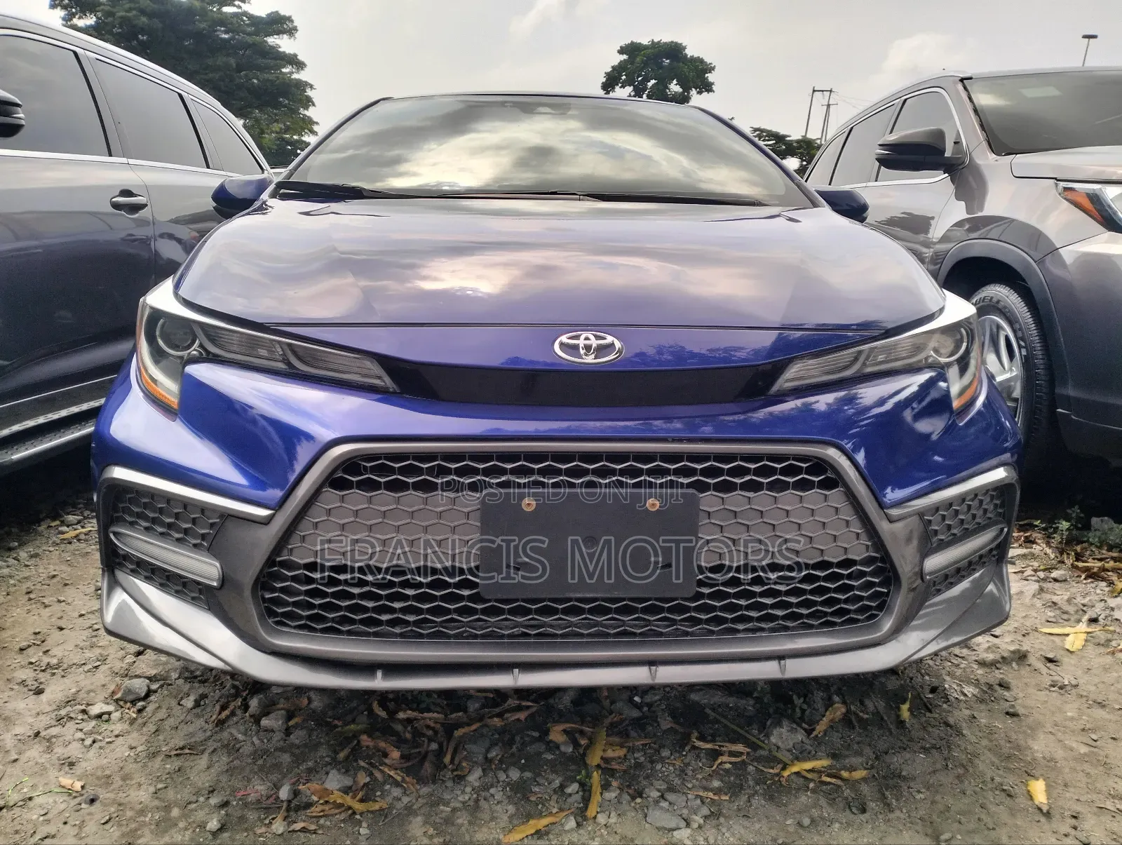 Toyota Corolla SE 2020 Blue