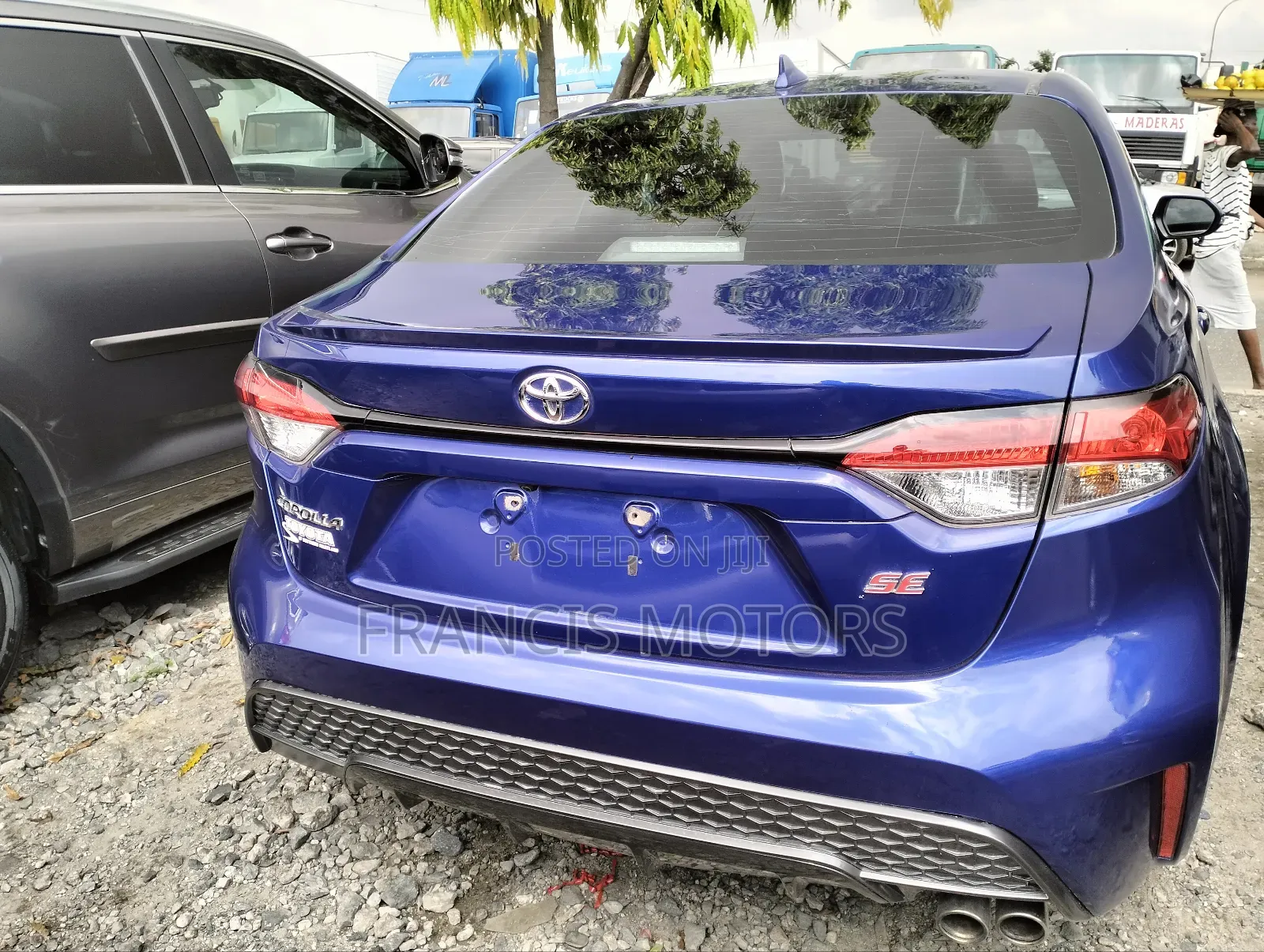 Toyota Corolla SE 2020 Blue