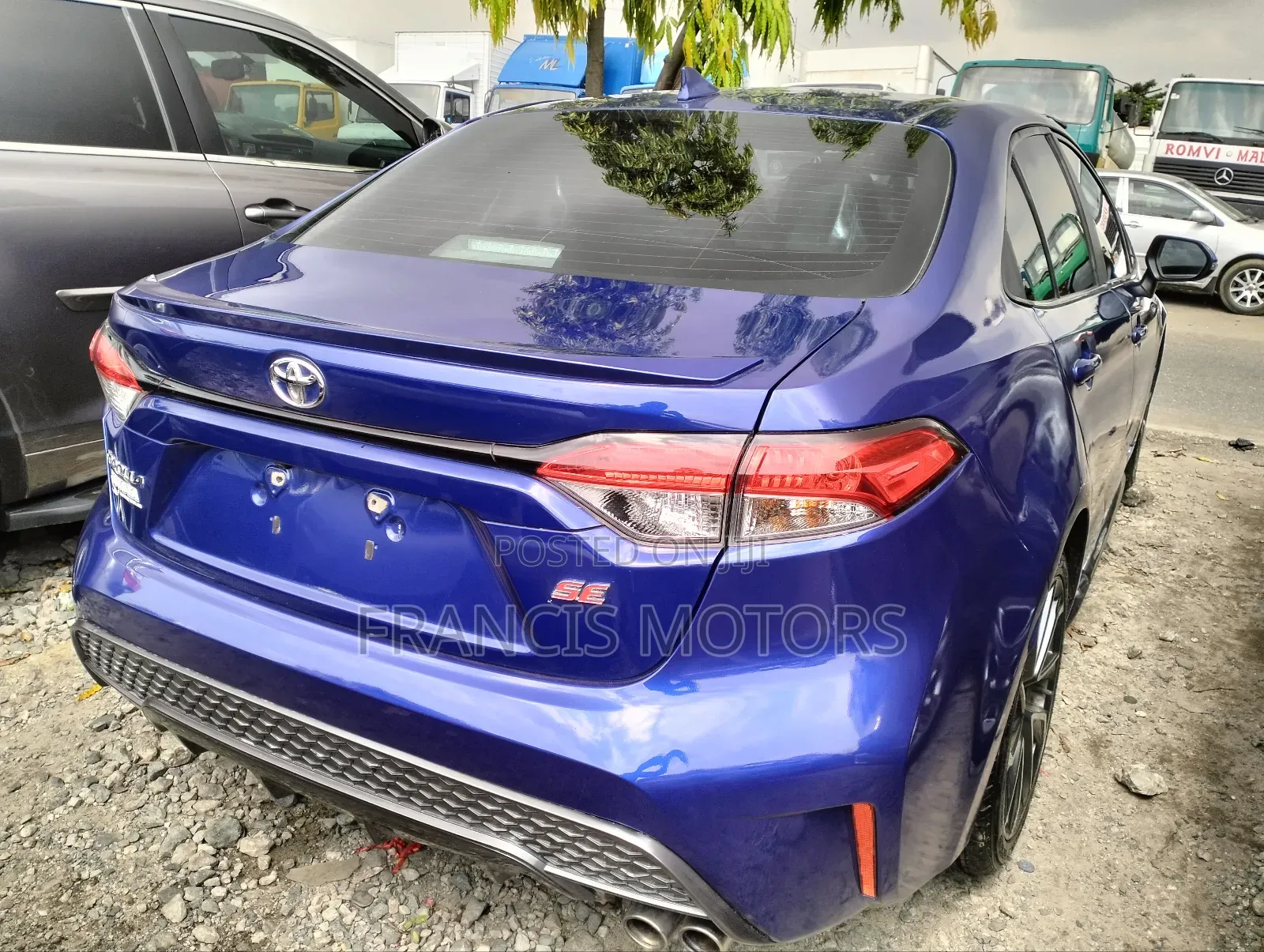 Toyota Corolla SE 2020 Blue