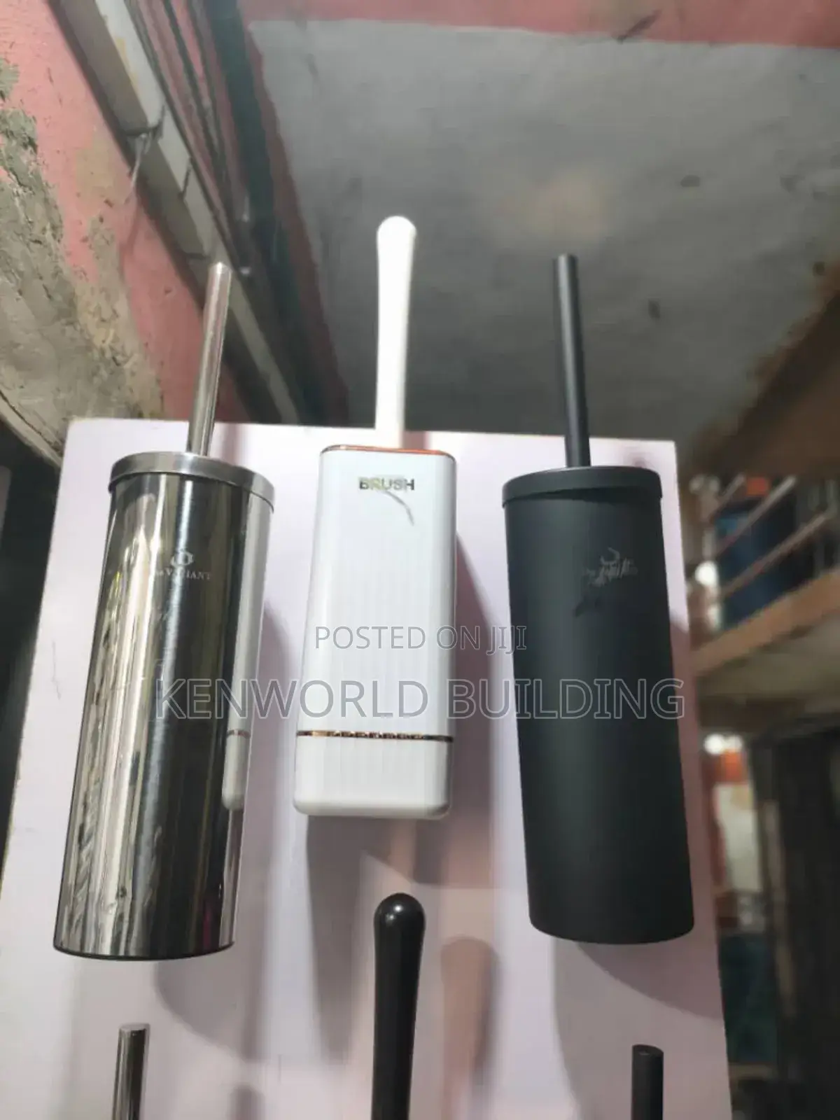 High Standard Round Toilet Brush