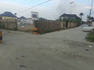 Four and Half Plots of Lands With a Bungalow for Sale