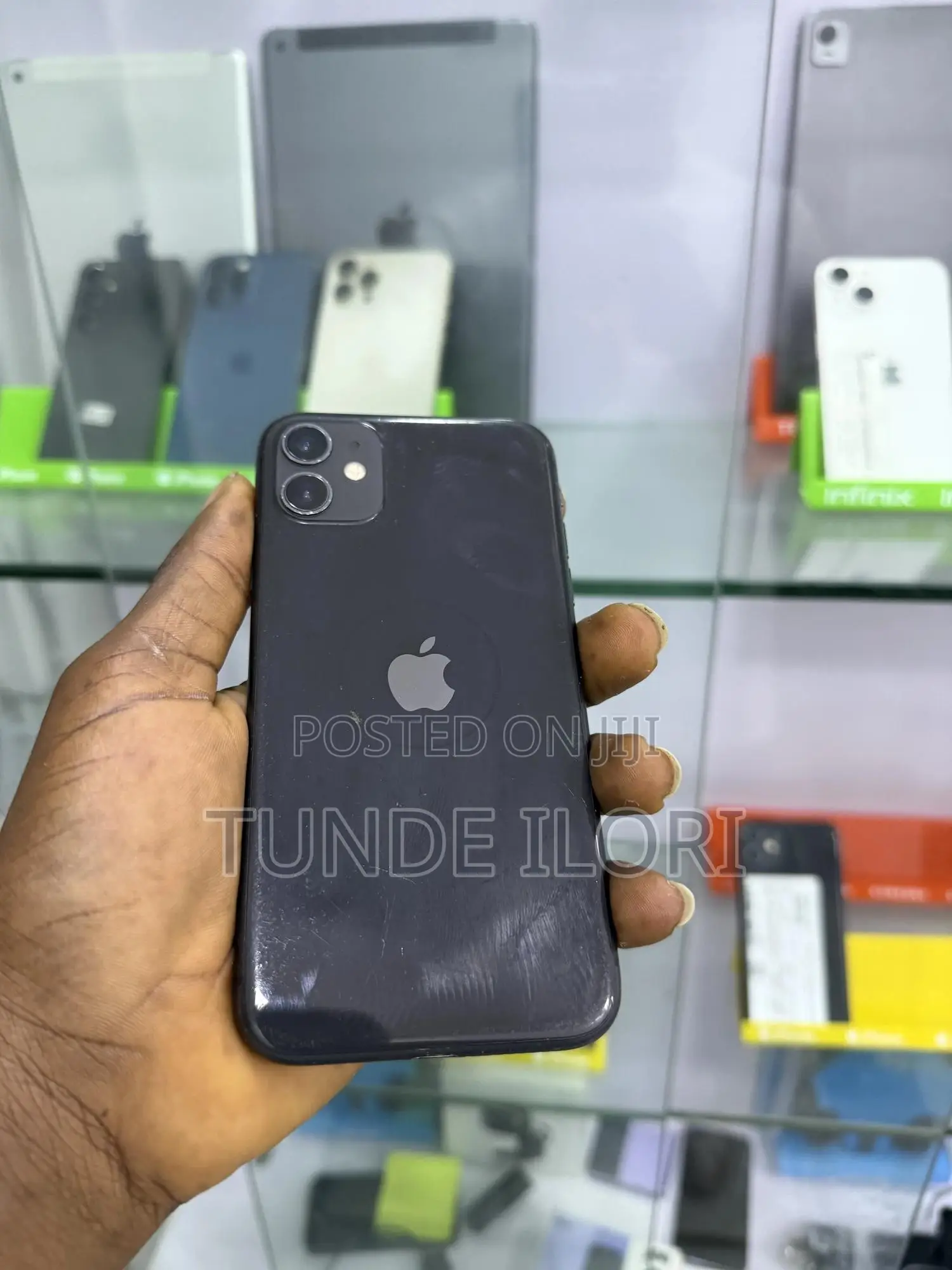 Apple iPhone 11 64 GB Black